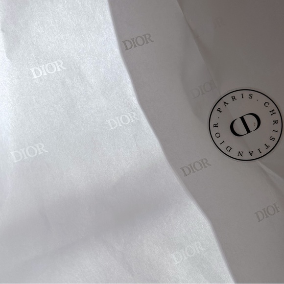 Christian Dior La Collection Privée Dior Holiday Gift Box Limited - Picture 8 of 12